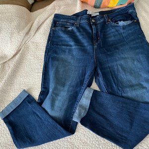 Signature Mid Rise BF size 18 Jeans